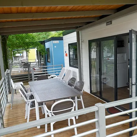 Mobil Homes Lanterna Vacanceselect 4* Πόρετς