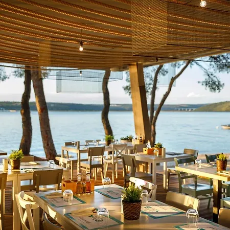 Mobil Homes Lanterna Vacanceselect Πόρετς